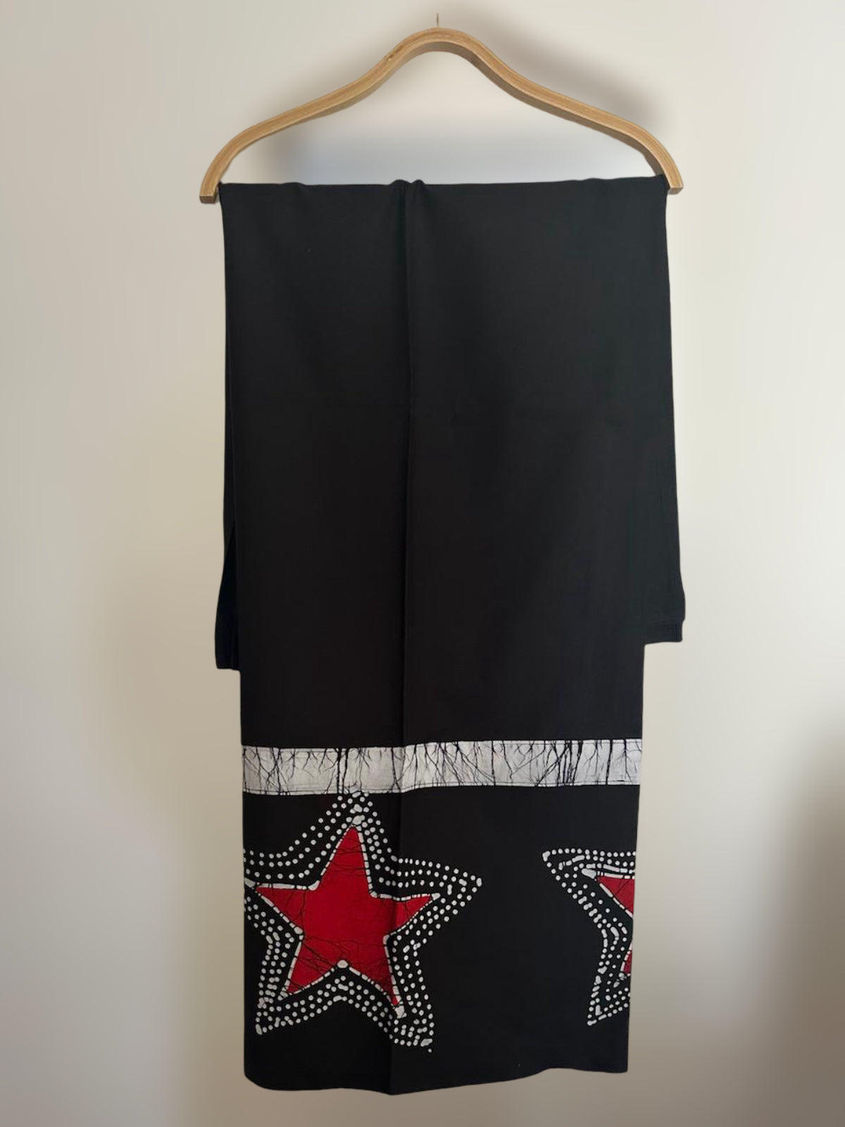 Men's starfish Batik sarong